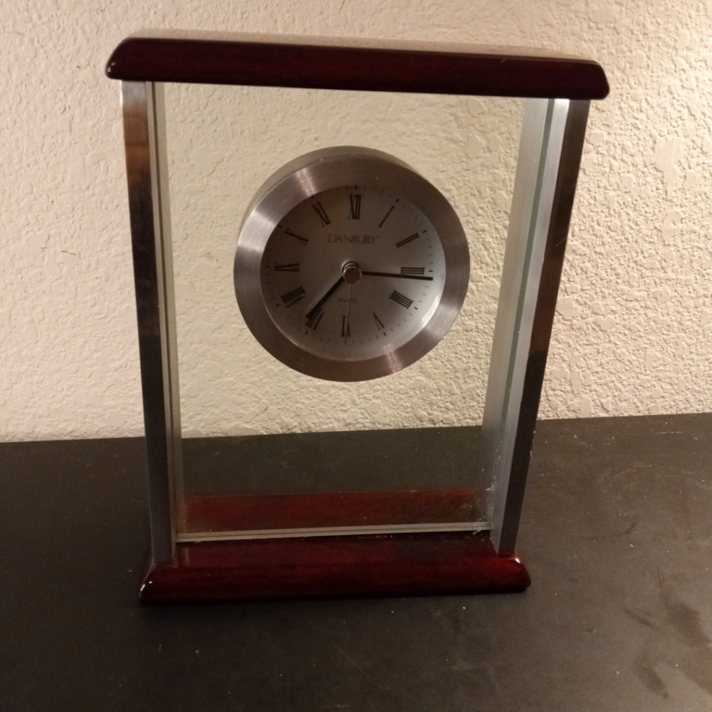 GORGEOUS MCM Danbury 6"x8" Chrome/Wood/Glass Mantle Clock WORKING